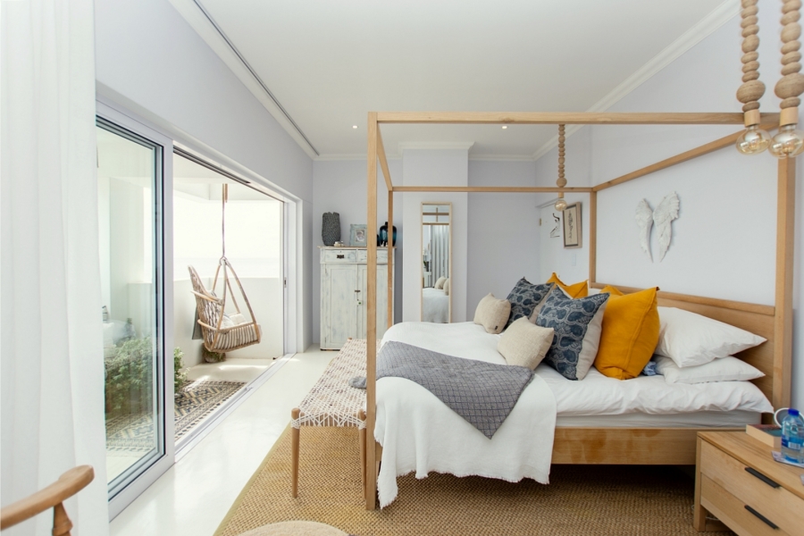 4 Bedroom Property for Sale in Sandy Point Western Cape